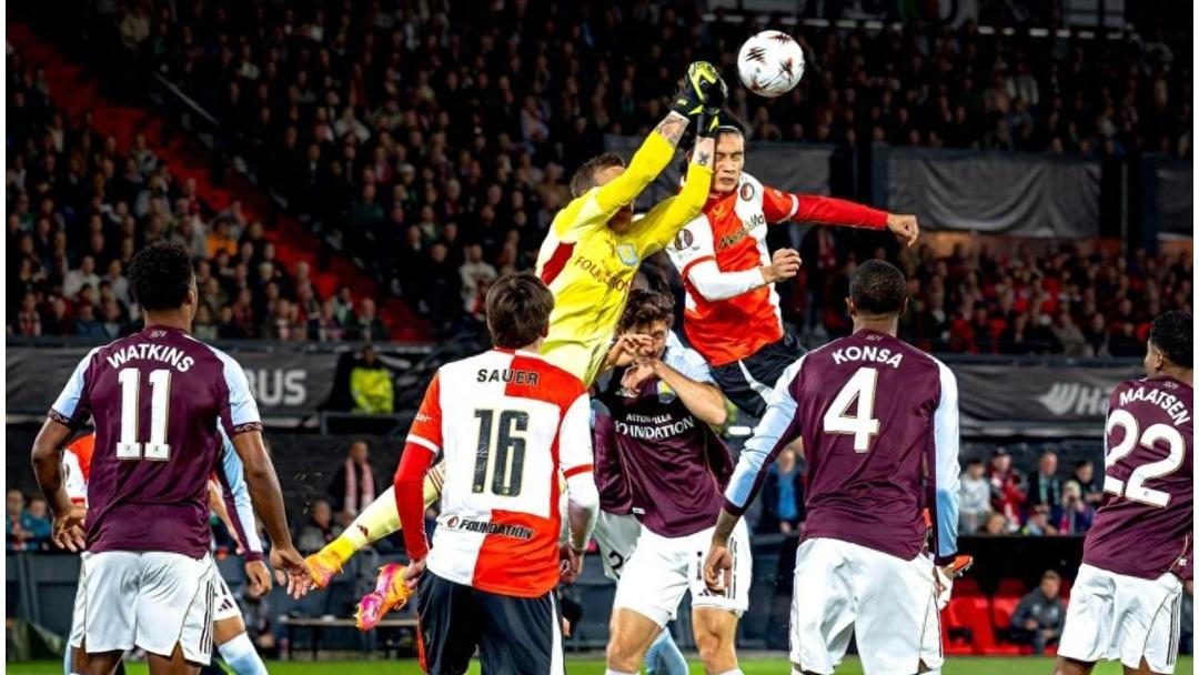 爱游戏实时更新赛事动态-重磅！凯恩连续七场比赛得分超过赛事规则更新费耶诺德围绕欧联完成体检，风云突变尤文图斯今晚篮板制胜